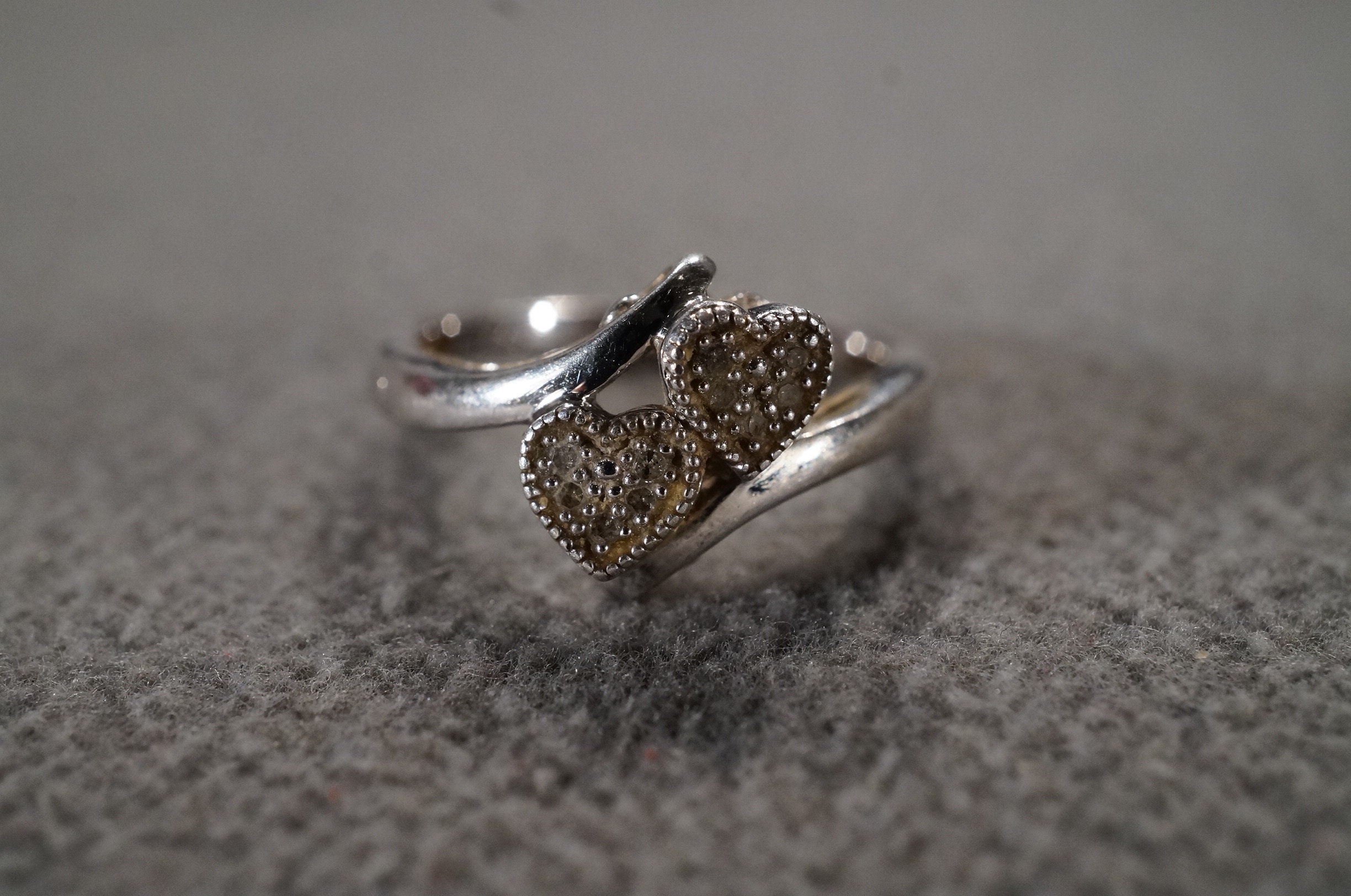 vintage silver ring 欠けたハート Vintage Sterling Silver Fashion Ring With Staggered Hearts