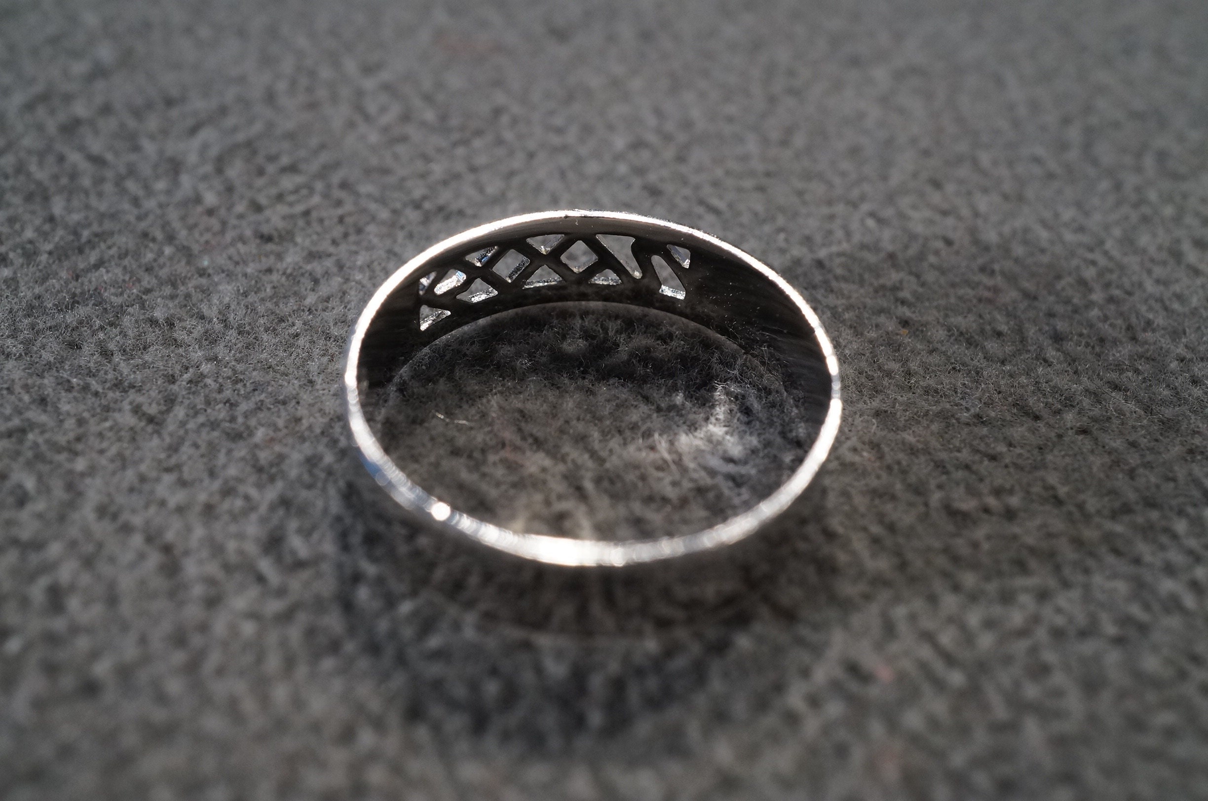 Vintage Art Deco Style Sterling Silver Band Ring Size 11