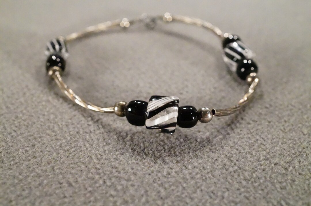Vintage Art Deco Style Silver Tone Jet Black Round Glass