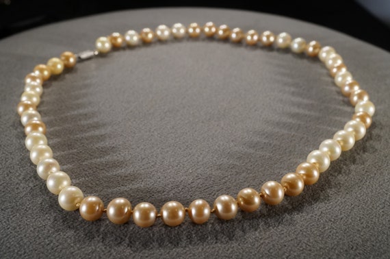 Vintage Vicrtorian Style Silver Tone Faux Pearl R… - image 4