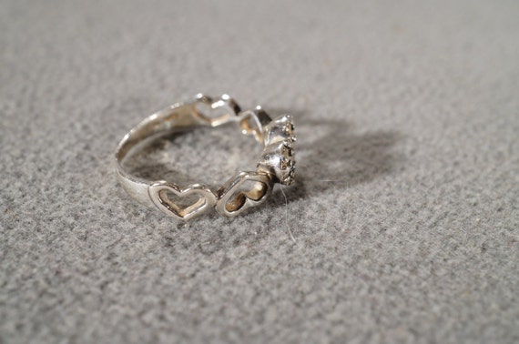 vintage sterling silver fashion ring with hearts … - image 2