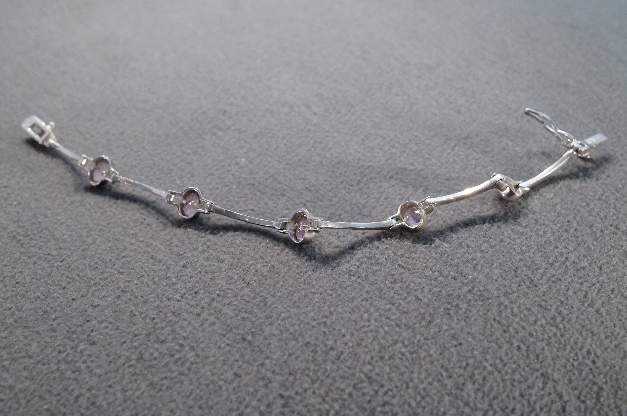 Vintage Traditional Style Sterling Silver Heavy Weight Line