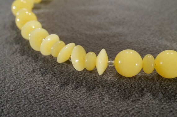 Vintage Art Deco Style Lucite Yellow Dimensional … - image 6