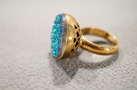 vintage brass and art glass bold ring with teal a… - image 3