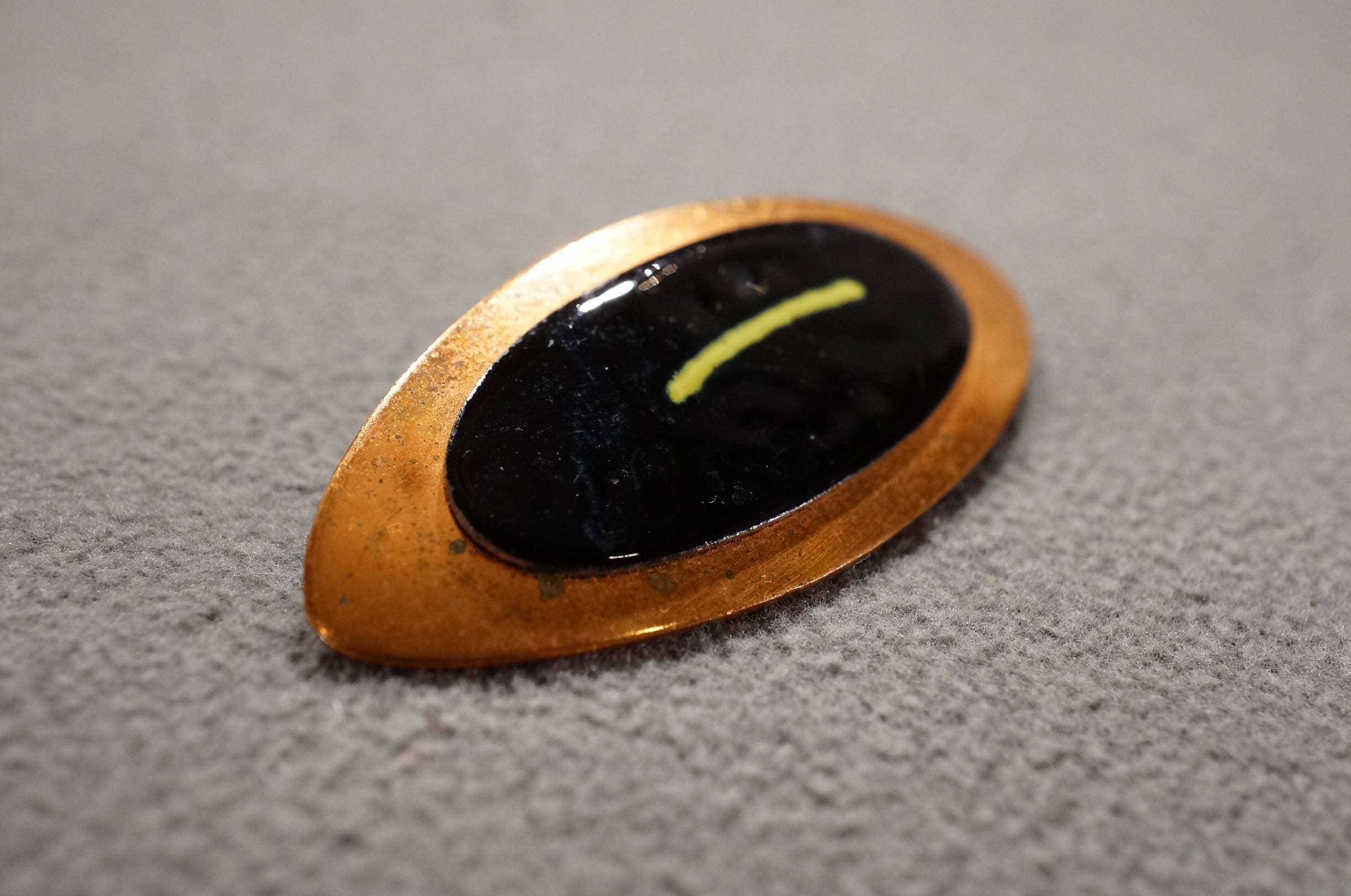 Vintage Retro Style Copper Enameled Oblong Jet Black Pin Vintage Retro Style Copper Enameled Oblong Jet Black Pin