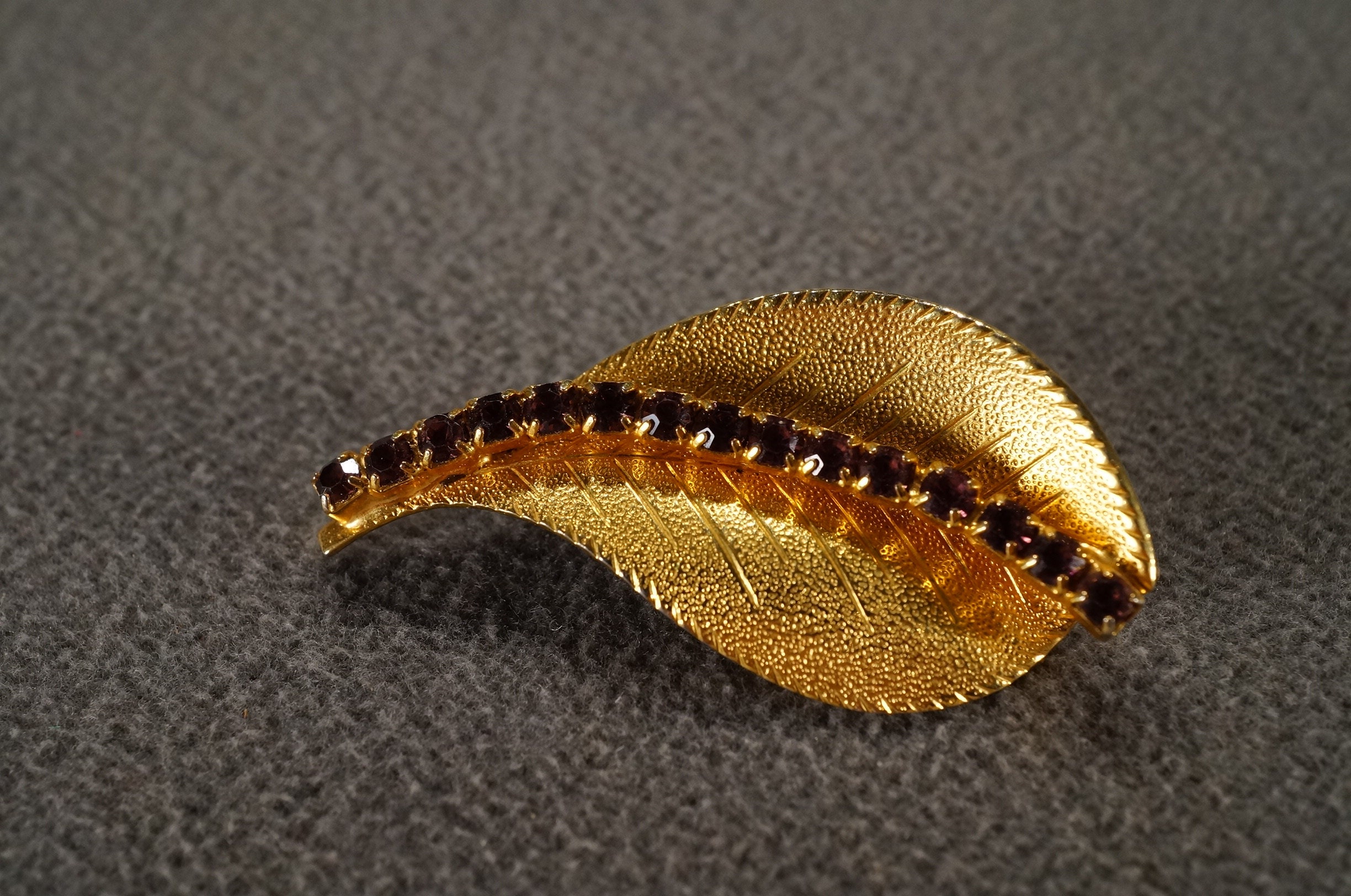 【超特価】 Yellow Style Deco Art Vintage Gold Glass Rhinestone Tone アクセサリー