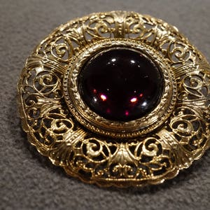 Vintage Art Deco Style Yellow Gold Tone Filigree Faux Amethyst Glass Stone Pin Brooch Jewelry -K#13