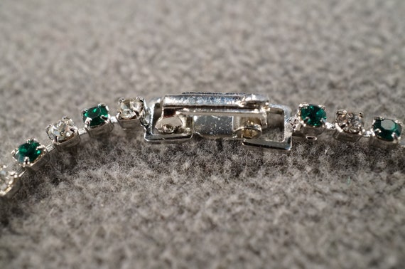 Vintage Art Deco Style Silver Tone Faux Emerald G… - image 4