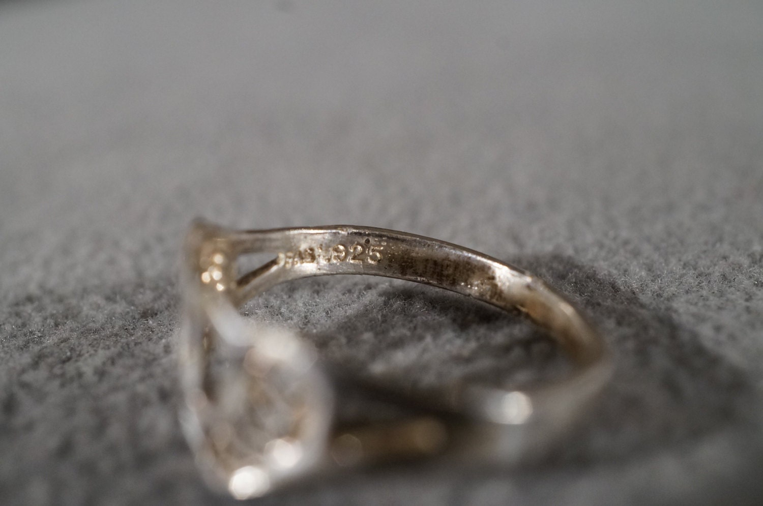 ◆VINTAGE HOLLYWOOD◆ 925 Silver Double Line Ring VH2478RI0 925 Sterling Silver Wide Band Criss Cross Diamond Station