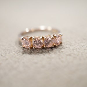Vintage Wedding Band Stacker Design Ring Sterling Silver Round Prong Set Pink Topaz Raised Relief Multi Stone Setting, Size 6 AM