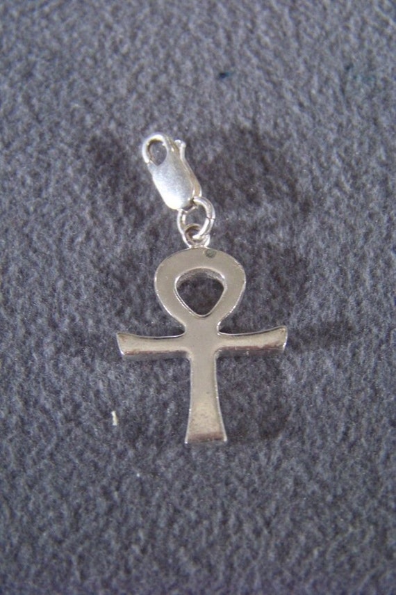 Vintage sterling silver smooth bold cross pendant 