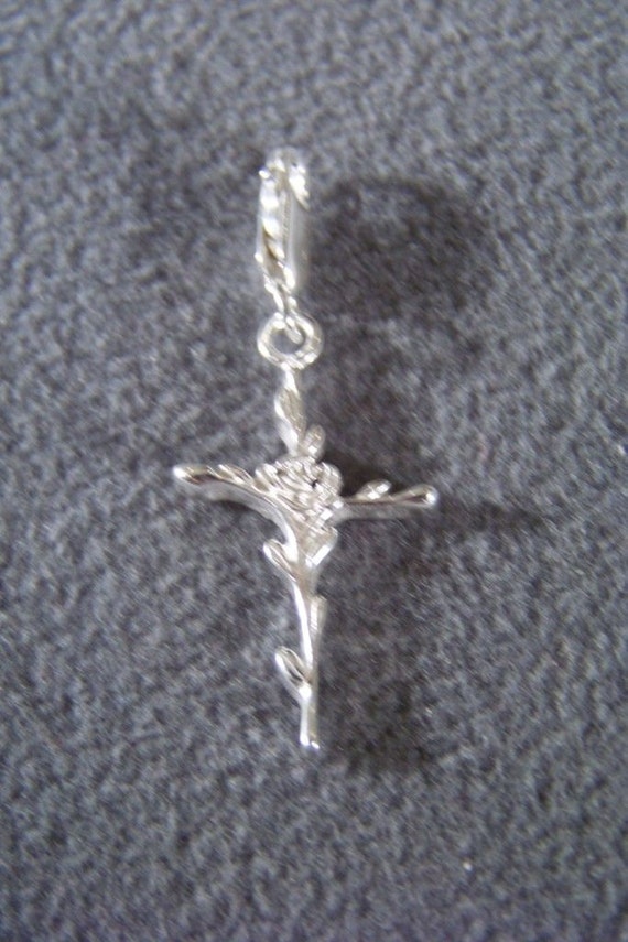 Vintage Sterling silver fancy etch scroll cross pe