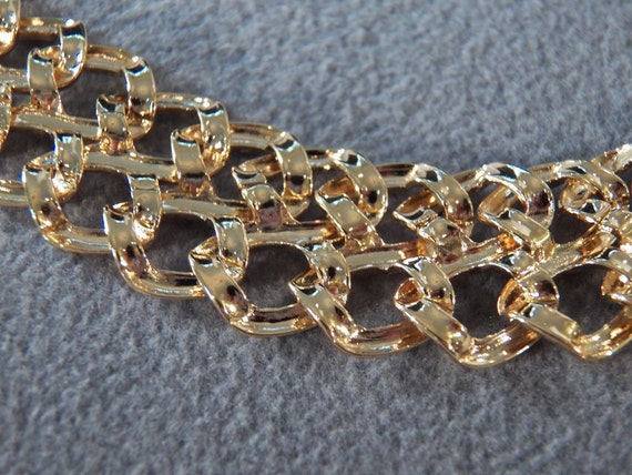 Vintage Goldtone Thick Link Necklace ** **RL - image 1