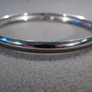 vintage sterling silver bangle bracelet with simple styling,  M1