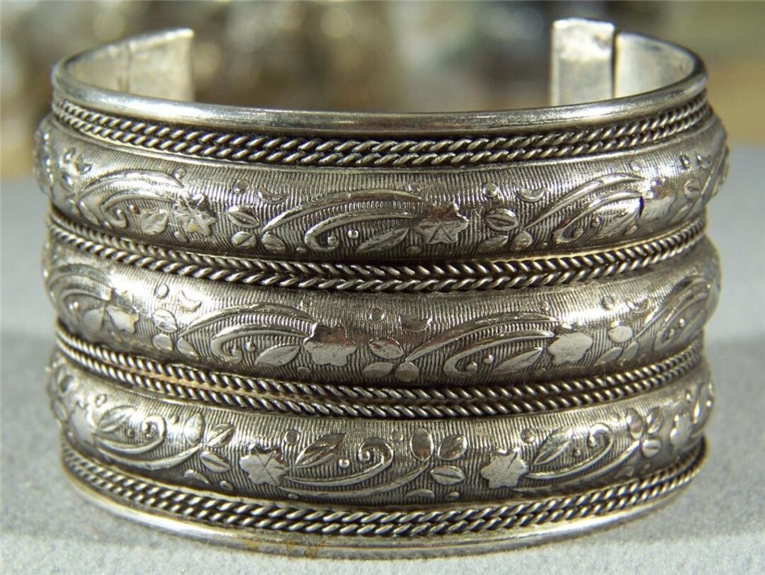 Vintage Silver Plated Wide Domed Etched Scrolled Wide Bangle - Etsy