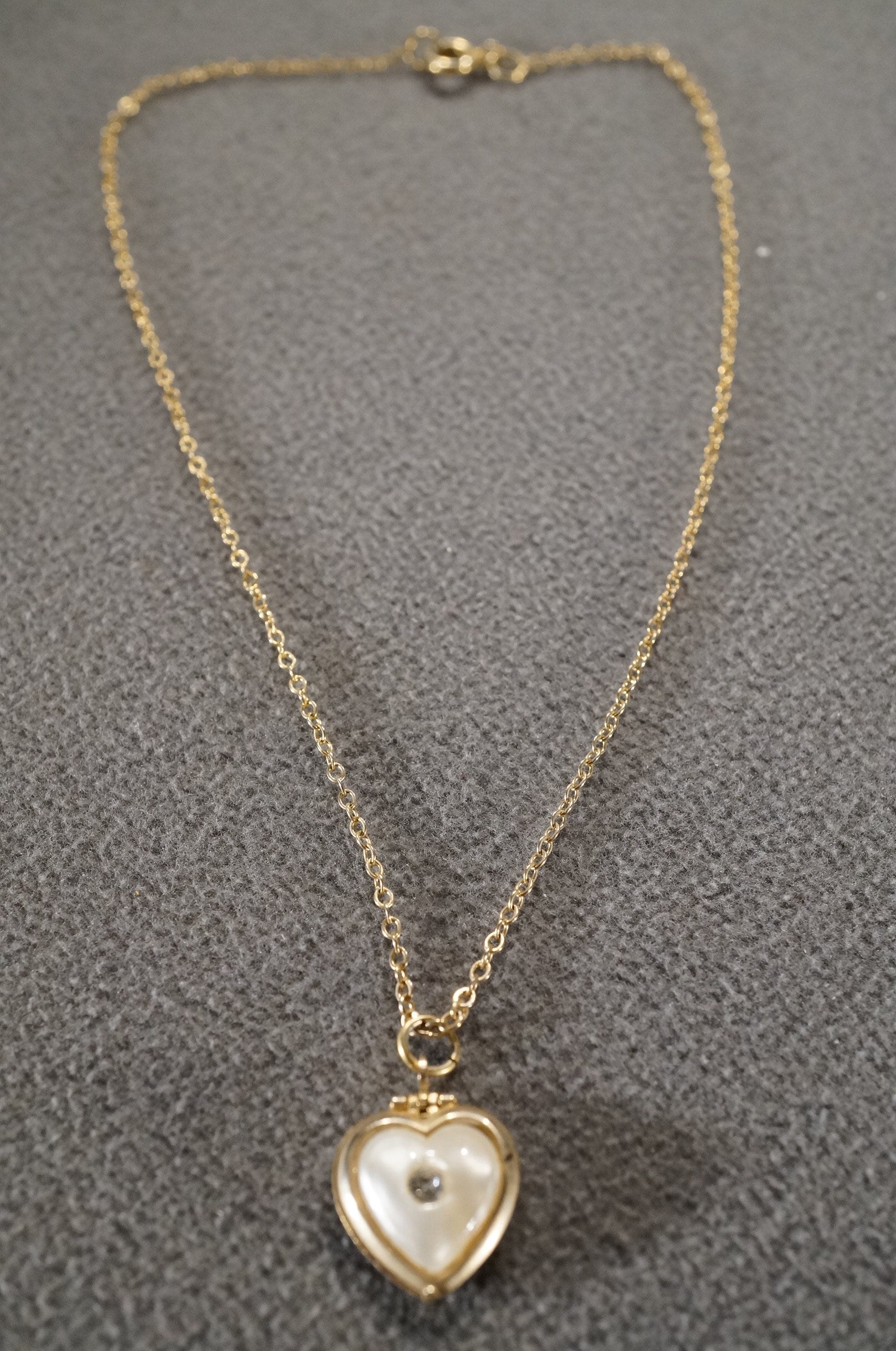 Vintage Art Deco Style Yellow Gold Tone Heart Design