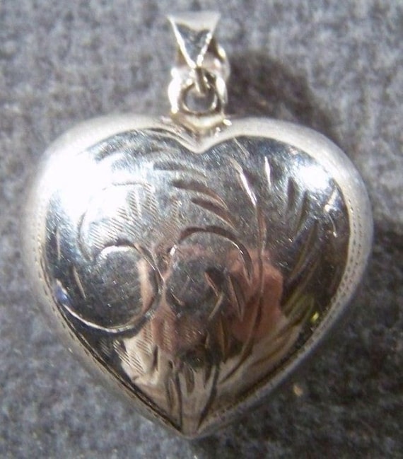 Vintage Sterling Silver Etch Puffed Heart Bold Pe… - image 1