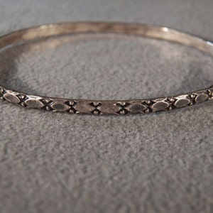 Vintage Sterling Silver Fancy Etched Bangle Bracelet  **RL
