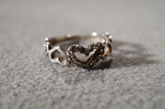 vintage sterling silver fashion ring with hearts … - image 1