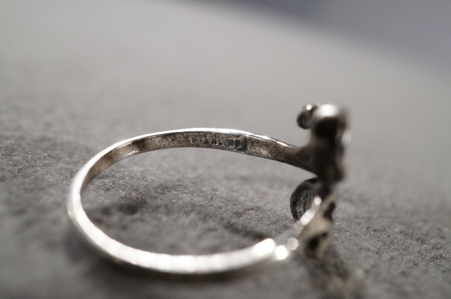 Vintage Sterling Silver Fashion Cut Away Style Ring With Diamond-cut Accents, Size 7 1/2 M2 - Etsy Vintage Sterling Silver Fashion Cut Away Style Ring With Diamond-cut Accents, Size 7 1/2 M2 - Etsy