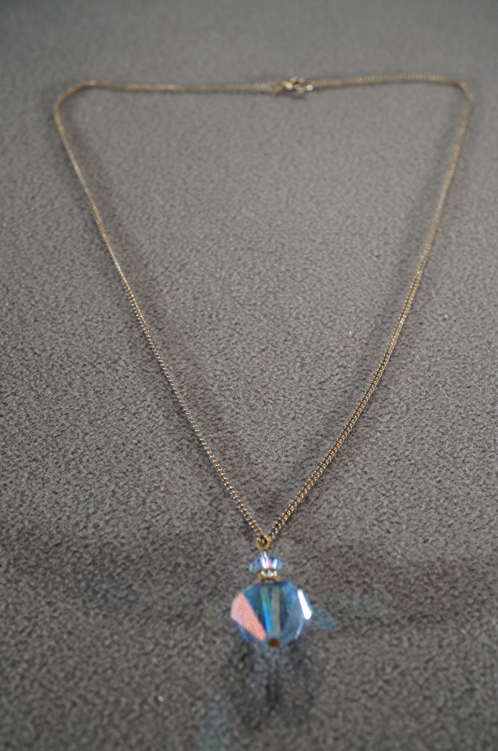 Vintage Art Deco Style Silver Tone Blue Glass Stone Pendant Dangle