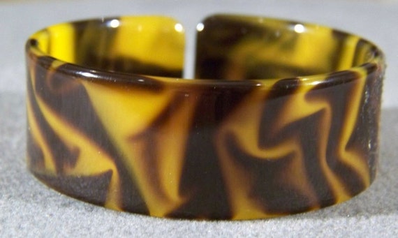 Vintage Faux Tortoise Shell Lucite Cuff bangle br… - image 1