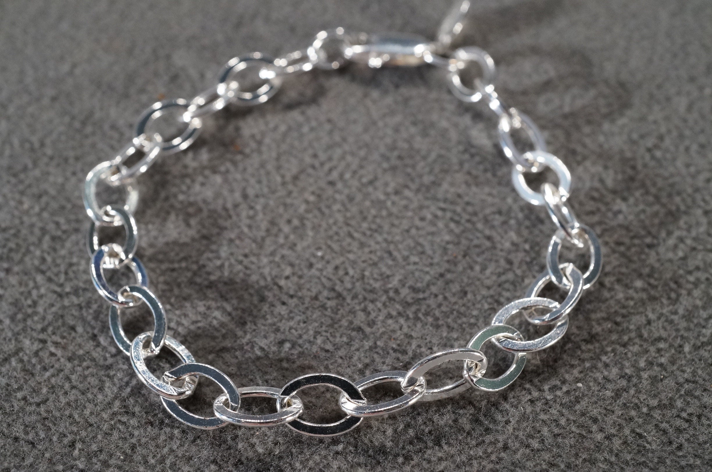 vintage 〇▢ design chain silver bracelet $_57.PNG?set_id=880000500F