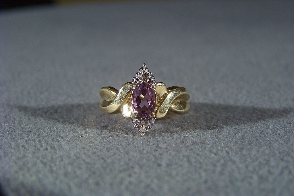 Vintage 10 K Yellow Gold Bold Fancy Oval Amethyst 2 Diamond