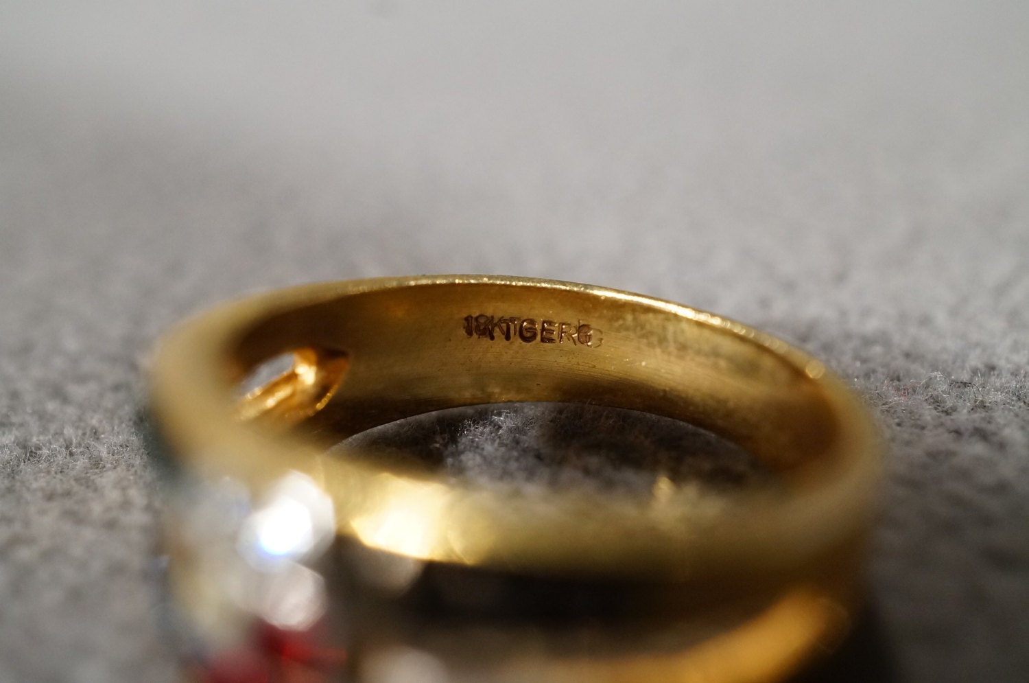 Vintage Gold Tone Fashion Ring With Double Band and Multi Vintage Gold Tone Fashion Ring With Double Band and Multi
