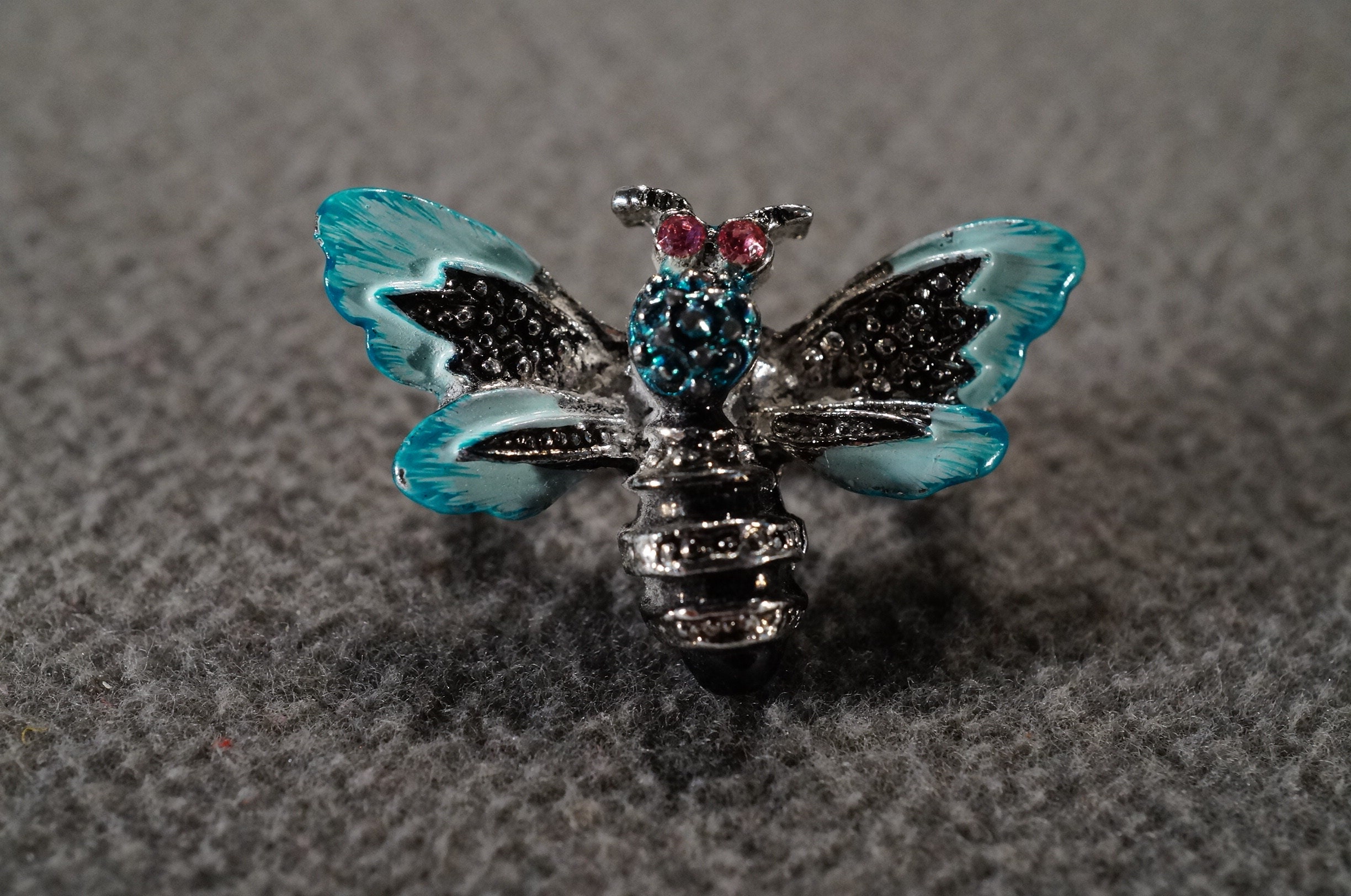 Broche Vintage En Cristal Bleu Et Blanc - Métal Argenté, Occasion | Bijou Fantaisie Rétro #K28