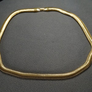 Vintage Art Deco Style Yellow Gold Tone Woven Design Necklace Jewelry Stackable   K#66