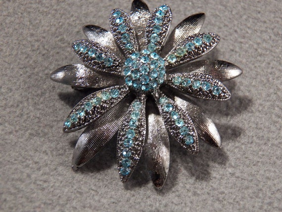 Vintage Large Stunning Silver Tone & Light Blue R… - image 1