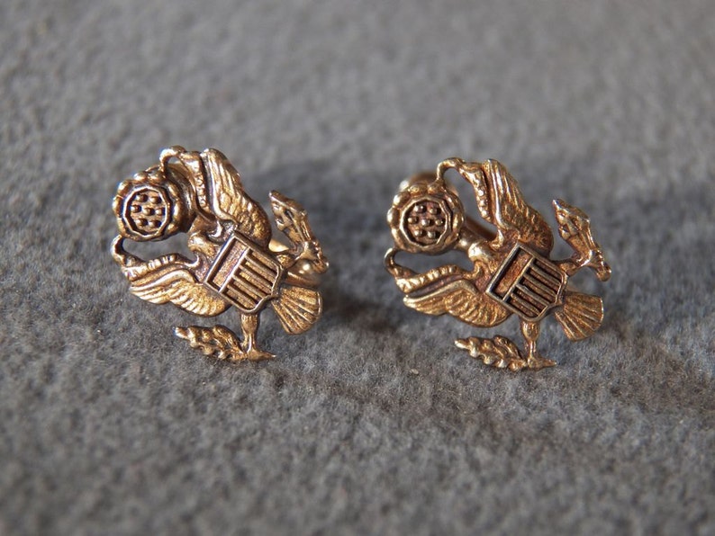 Vintage Sterling Silver Gold Overlay Heraldic Theme Screw On Style Earrings A Truly Distinctive Design!~~ **RL