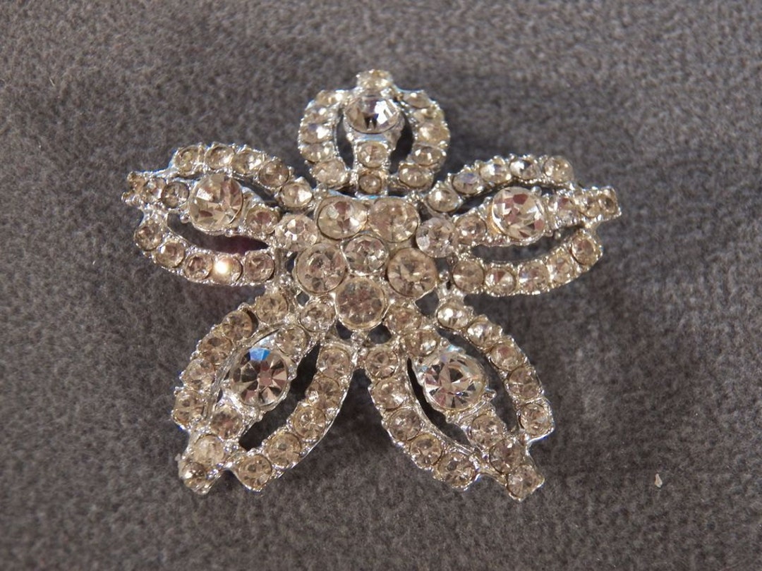 Faship Multi-Color Rhinestone Easter Egg Brooch Pin - Sparkling Crystal Statement Jewelry