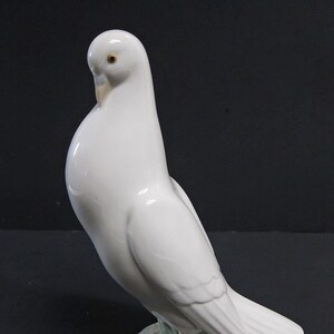 Nao Lladro Daisa 1983 White Standing Dove Pigeon Bird Porcelain Figurine