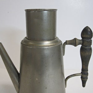 Antique Manning Bowman Co. Coffee Tea Pot No. 2, Brevet 21 mai 1889 Poignée en bois
