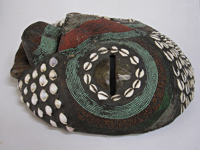Large African Tribal Wood Mask Art With Beaded and Cowrie - Etsy