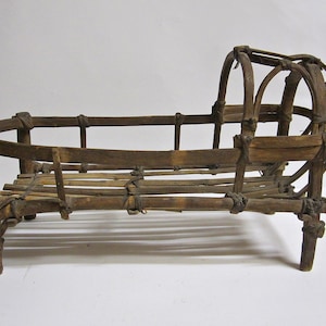Vintage Old Fruit Bread Flowers Bamboo Basket Stand Display 16&quot; Long
