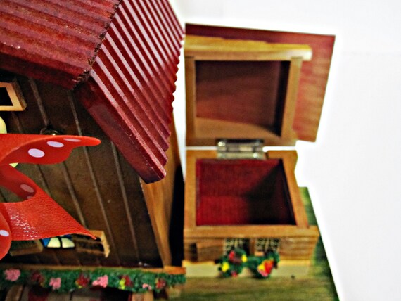 Vintage Barn Roof Wooden Cabin House Jewelry Trin… - image 9