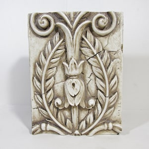Sid Dickens Memory Block Tile T115 “Laurel” – Symbol of Victory & Immortality