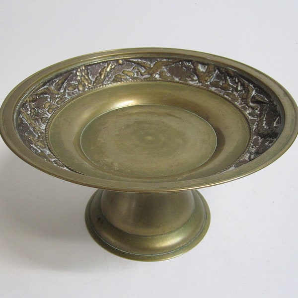 Solid Brass Cranes Themed Embossed Pedestal Bowl Centerpiece Dish Compote Fruit Pastry
