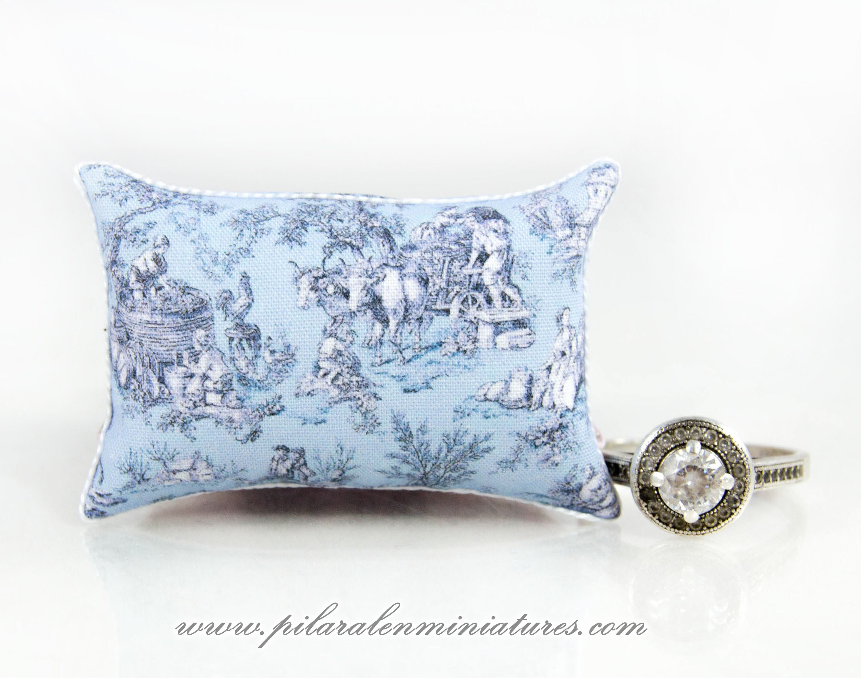 Toile De Jouy Pillow Romantic Design French Cushion Etsy