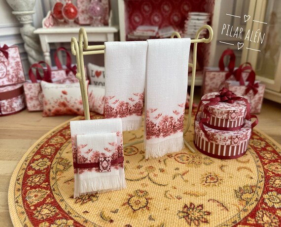 Red decorative towels sale