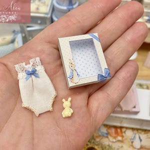 Mini Peter Rabbit baby romper gift box, 1:12 scale dollhouse bunny toy, Beatrix Potter nursery decor, gift for miniature OOAK collector