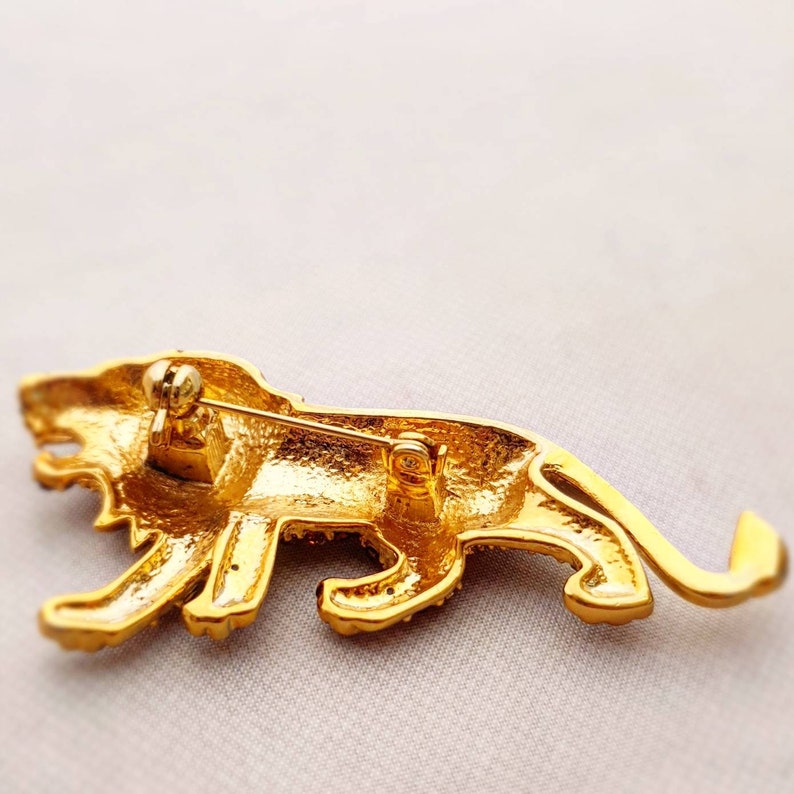 figural zodiac sign brooch Vintage lion animal figure brooch amber and golden tone pin rhinestone