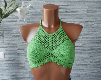 Crochet crop top, crochet bikini top, boho top (Model Capri)