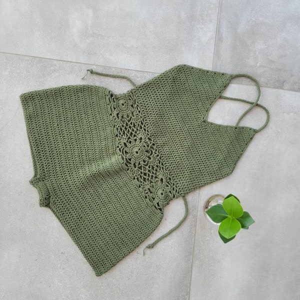 Combi-short au crochet avec dos croisé, style shorty sexy en vert armée, xs/s