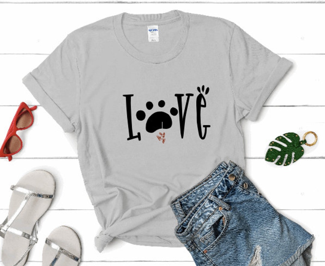 Women's Leopard Print Dog Paw Love Heart T-Shirt - Dog Mom Graphic Tee, Oversized Crewneck Short Sleeve Top