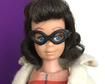 BARBIE DOLL BLACK CAT EYE VERY DARK SUNGLASSES