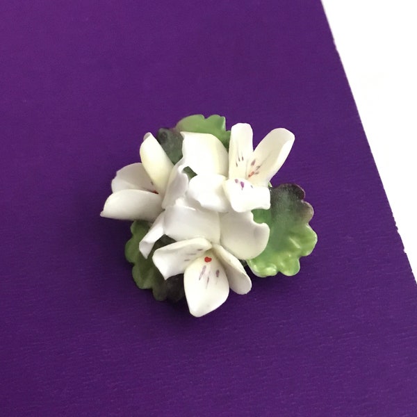 Vintage Flower Brooch CROWN STAFFORDSHIRE White Flower Pin Cara China